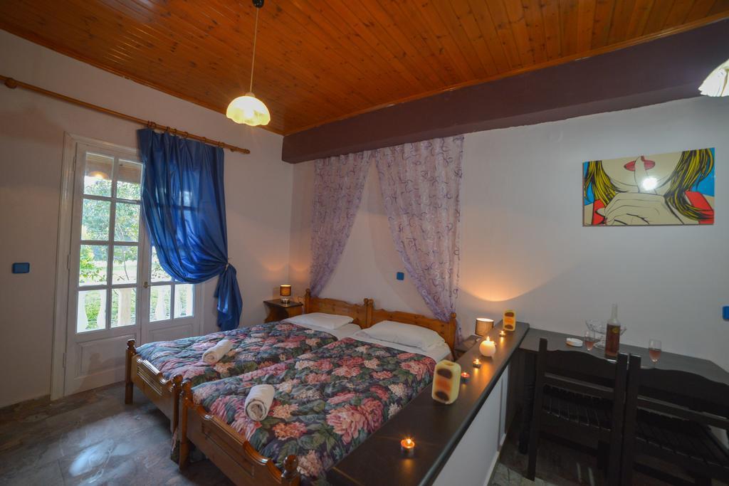 Apartamento Giannis&Fridas Garden Sidárion Habitación foto