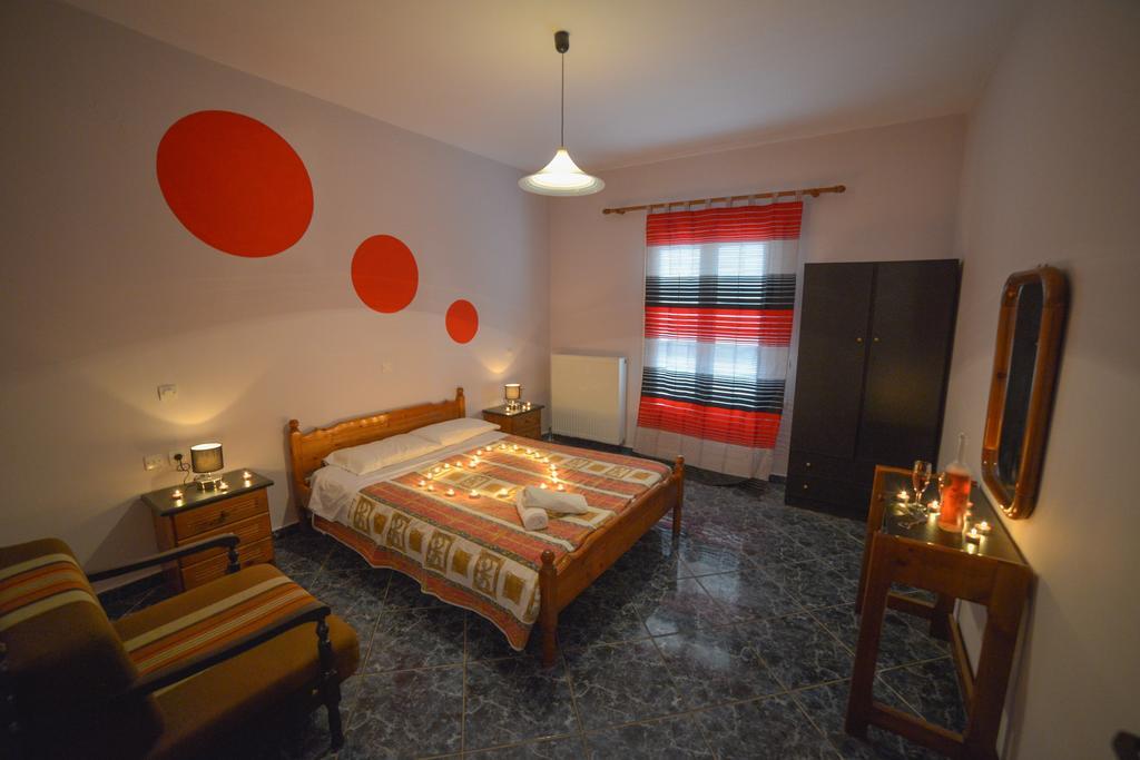 Apartamento Giannis&Fridas Garden Sidárion Habitación foto