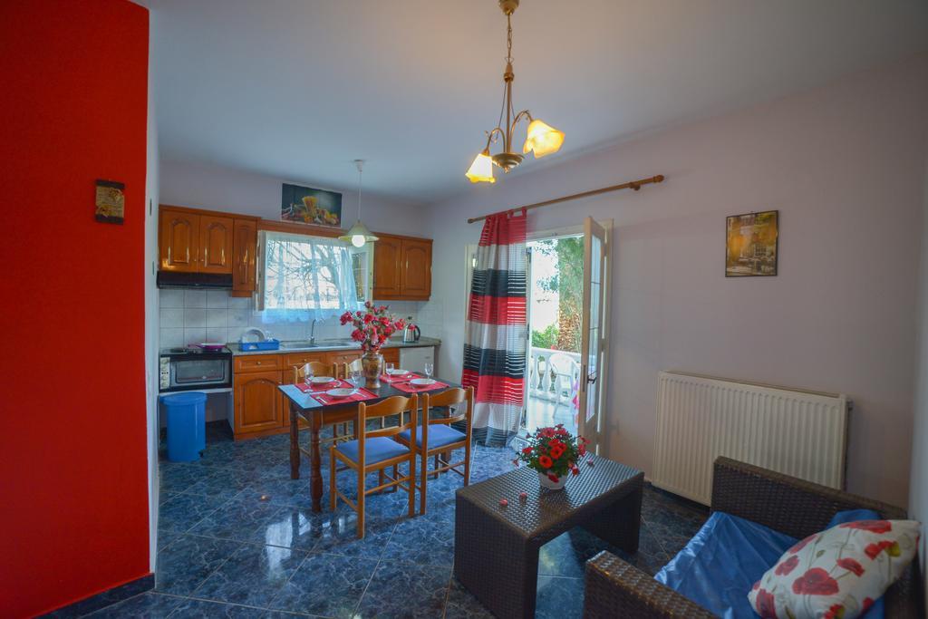 Apartamento Giannis&Fridas Garden Sidárion Habitación foto